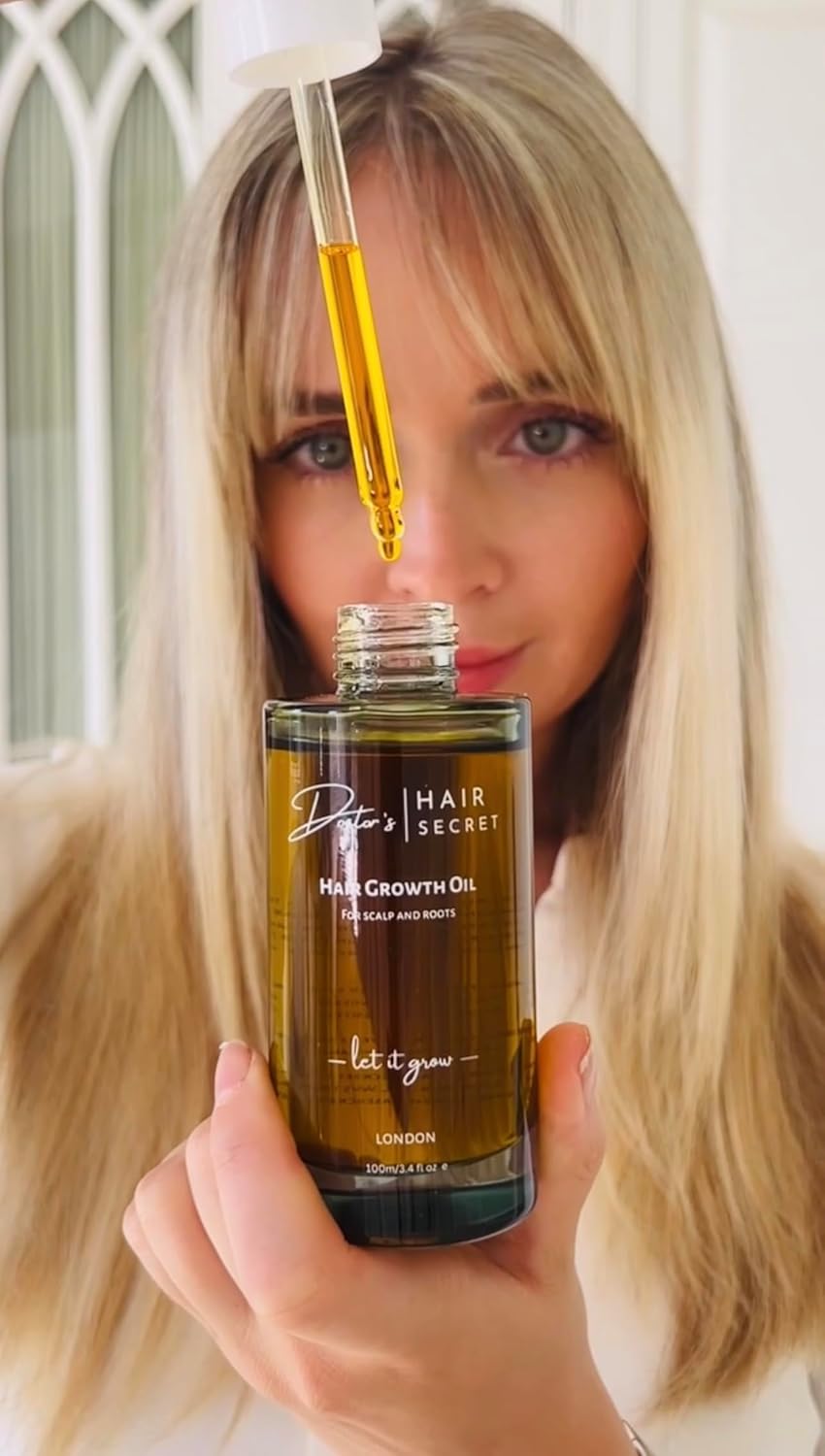 Doctor's Secret Hair Growth Oil with Rosemary, Castor, Lavender, Peppermint, Caffeine, Rosehip and Sweet Almond Oils. 100% Natural Vegan, Doctor Formulated For Thinning Hair (100ml)